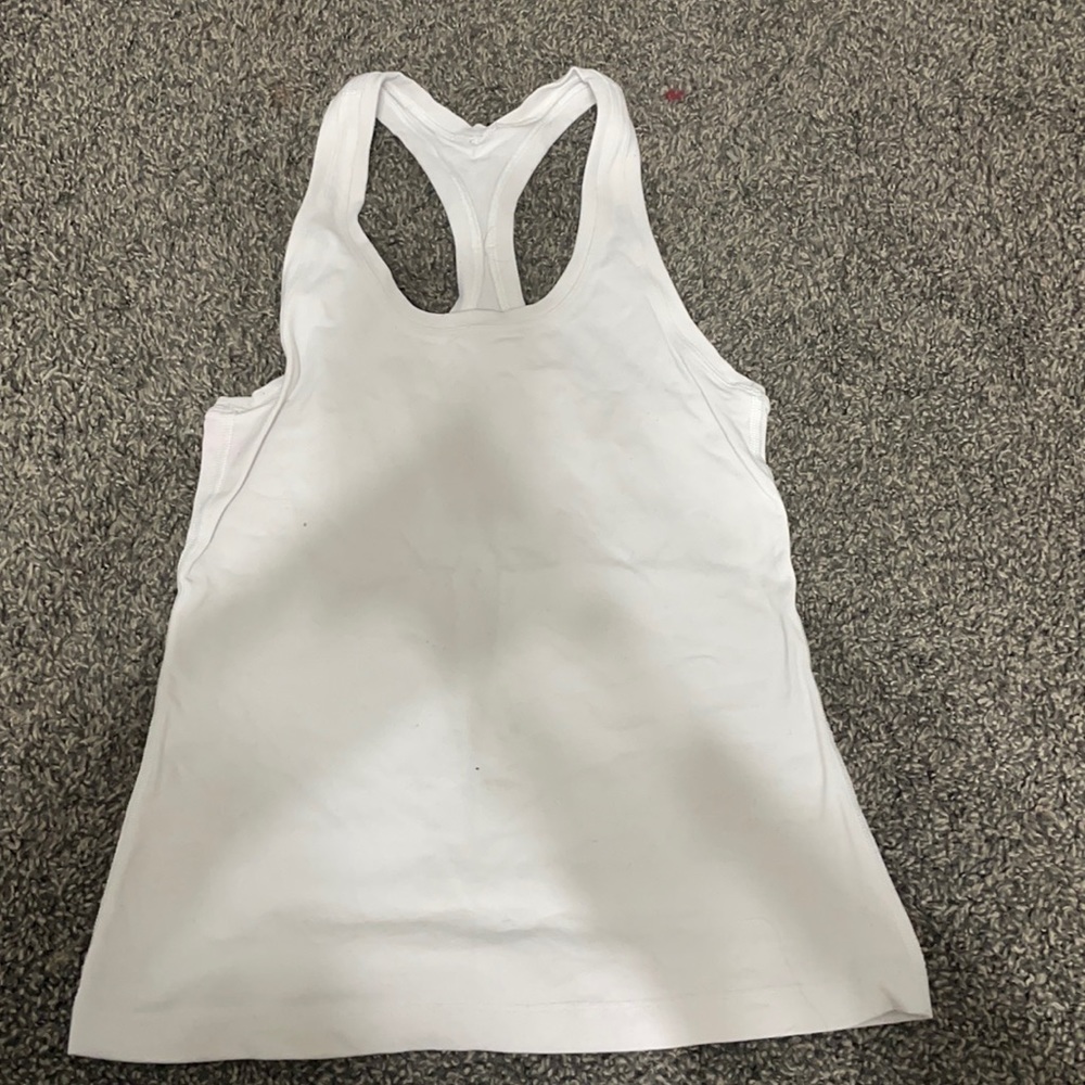 Lululemon tank